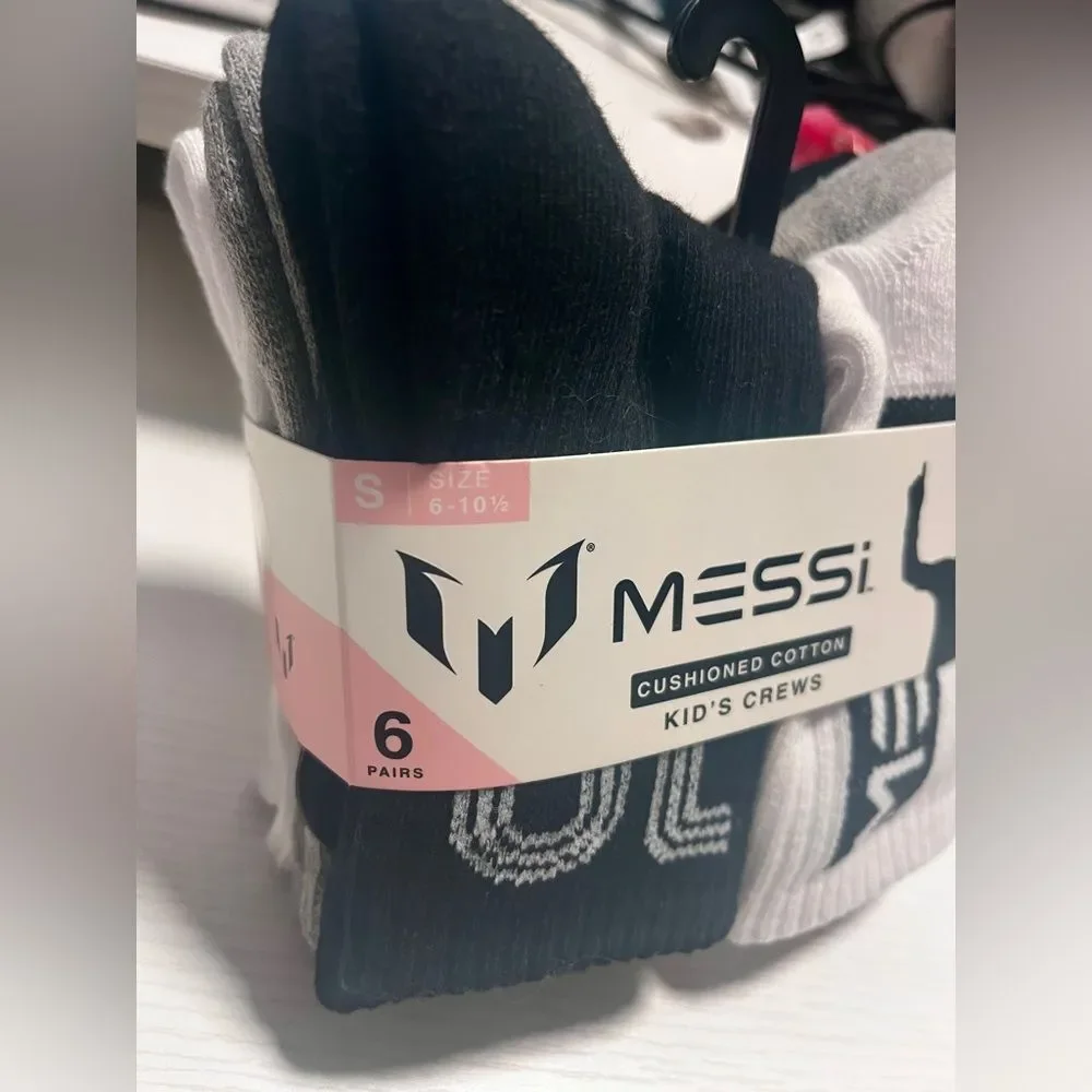 MESSI Kids Crew Socks NWT